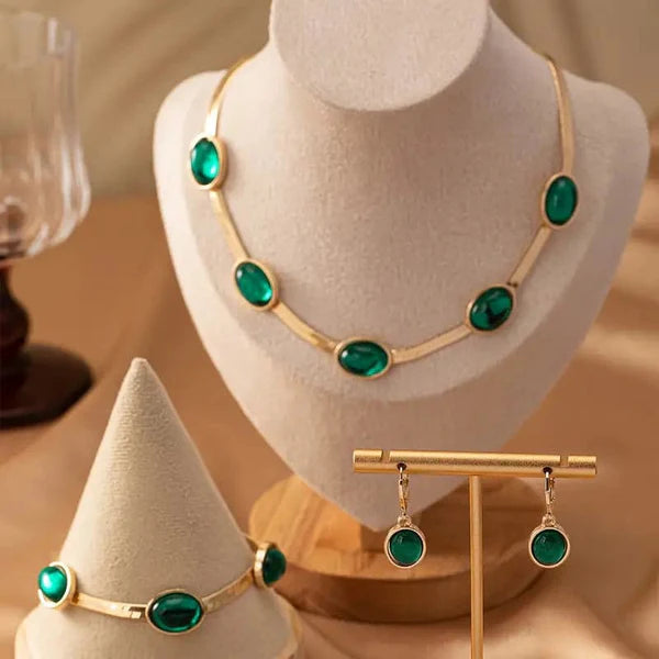 Royal Radiance Green Crystal Necklace Set With Bracelet